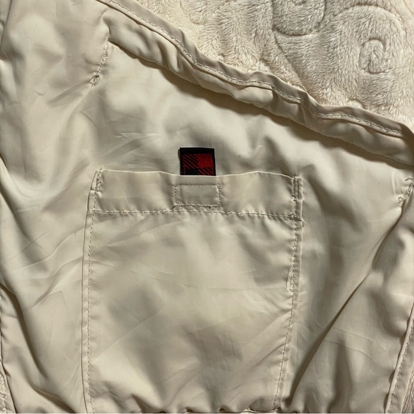 WOOLRICH WOMENS FULL ZIP FLEECE LINED QUILTED JACKET SIZE M COLOUR CREAM - Picture 13 of 16